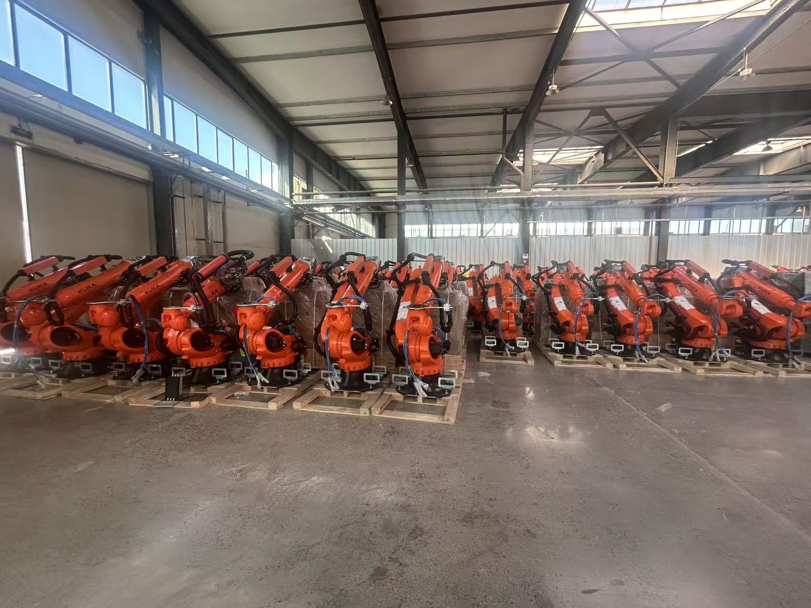 KUKA Spot welding dresspack application site